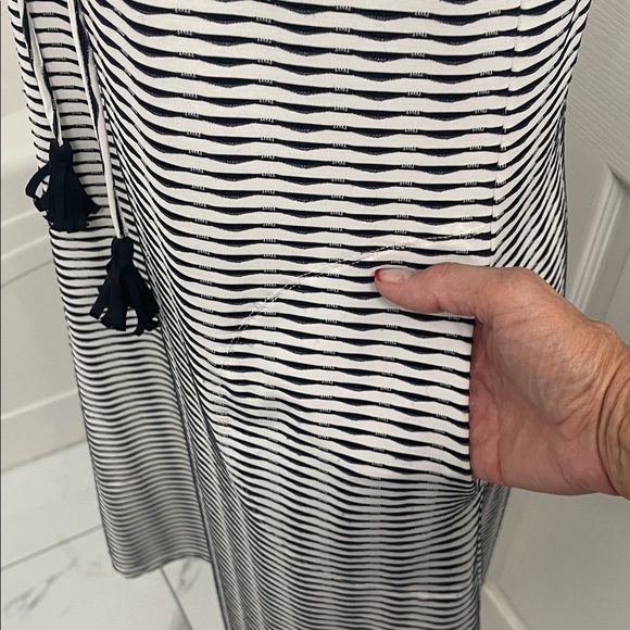 Tribal Black & White Striped Dress V Neck with Ties Sleeveless Pockets Sz S - Picture 5 of 11